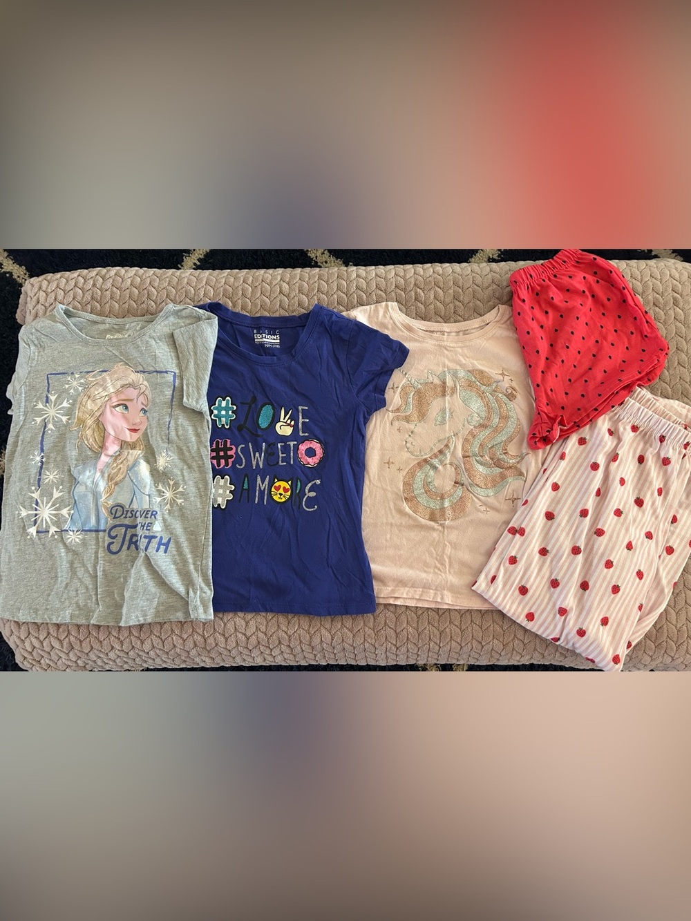Lot of 3 Girls graphic #tee T-shirt bundle size 7/8 Elsa Unicorn Love & 2 bottom